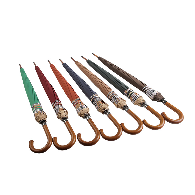 Shoda mezi hnědým a kostkovaným deštníkem Pongee Straight-0E6B0402